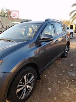 تۆیۆتا ڕاڤ 4